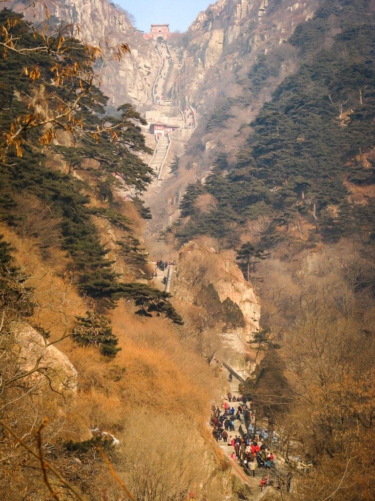 Hiking trail on Taishan