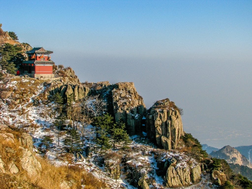 Beautiful Taishan looks like a Chinese painting