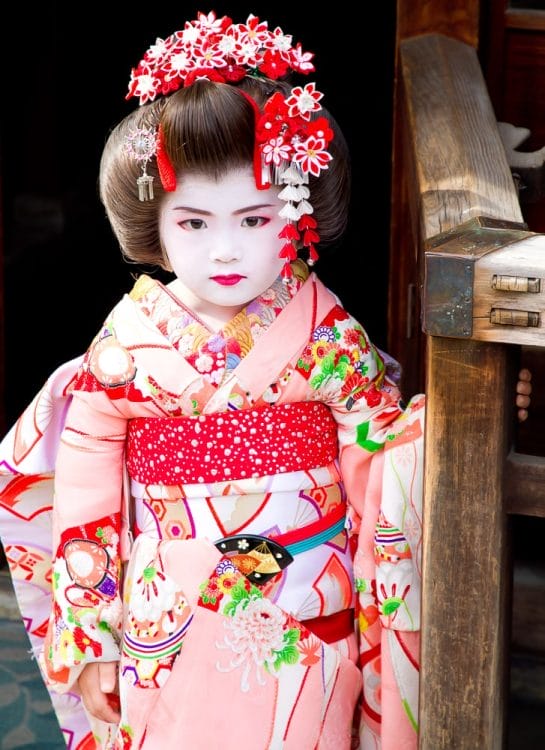Child dressed as a geisha
