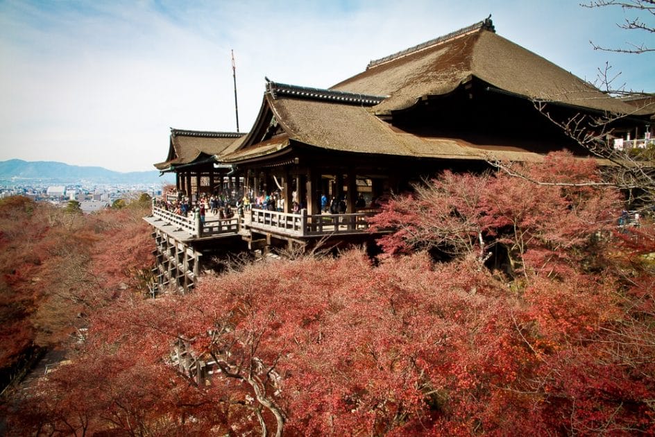 Kiyomizu Dera, a must on you Kyoto autumn itinerary