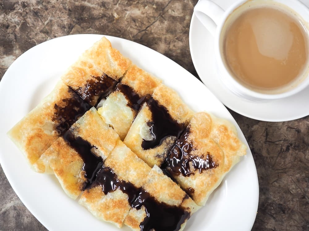 Banana Thai pancake with chocolate and Burmese coffee at Lucky Star tea Shop, Zhonghe, New Taipei City