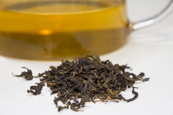 Taiwanese baozhong tea, 15-25% oxidized and closer in characteristics to a green tea