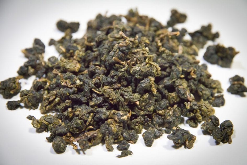 dong ding oolong tea leaves
