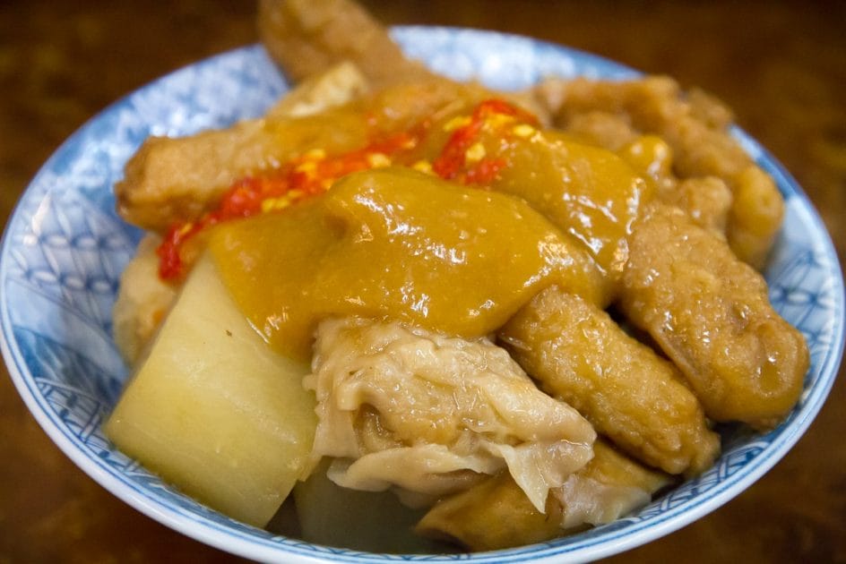 Taiwanese "tempura" (tian bu la)