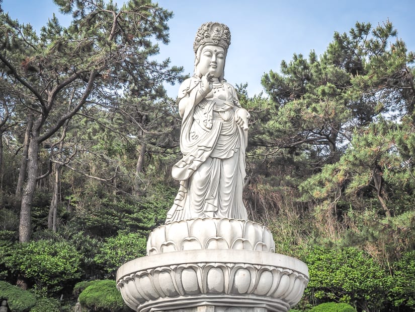 Gwanseeum-bosal statue, Haedong Yonggungsa