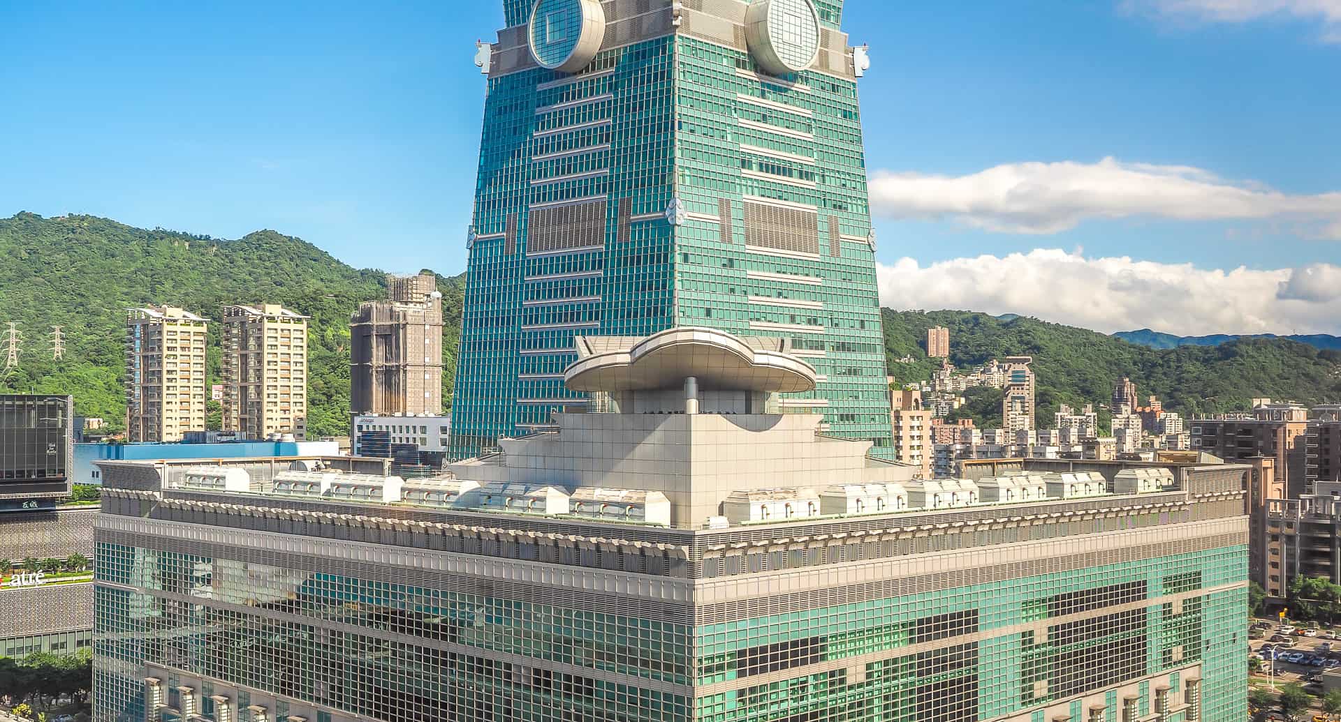 Wondering where to stay in Taipei? Here's a guide to the best Taipei hotels