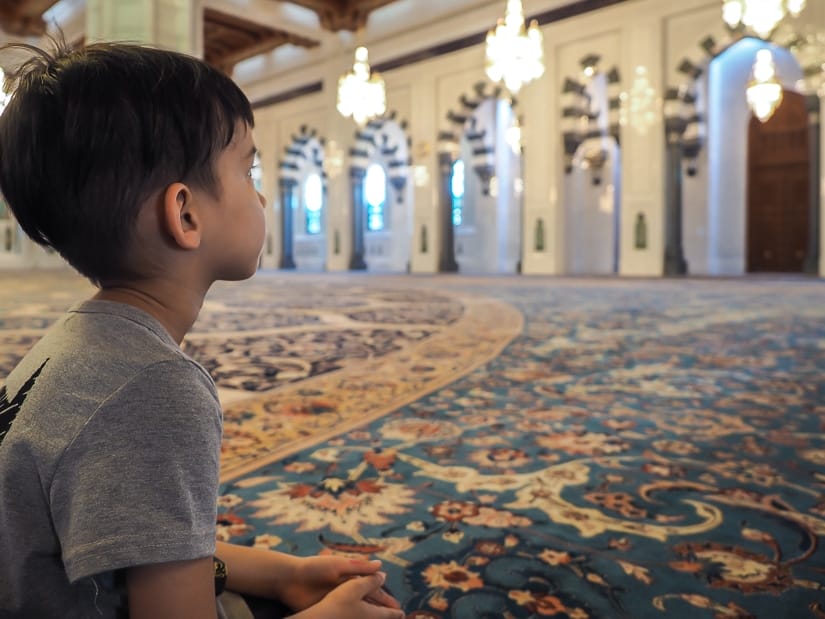 Are kids allowed in the Sultan Qaboos Grand Mosque? Yes!