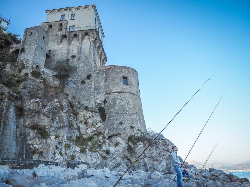 Fishermen below the Tower of Cetara (Torre di Cetara)