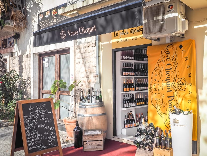A wine shop in Skradin