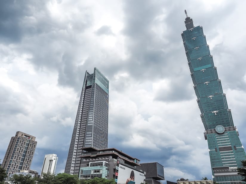 The cloudy Taipei weather in winter