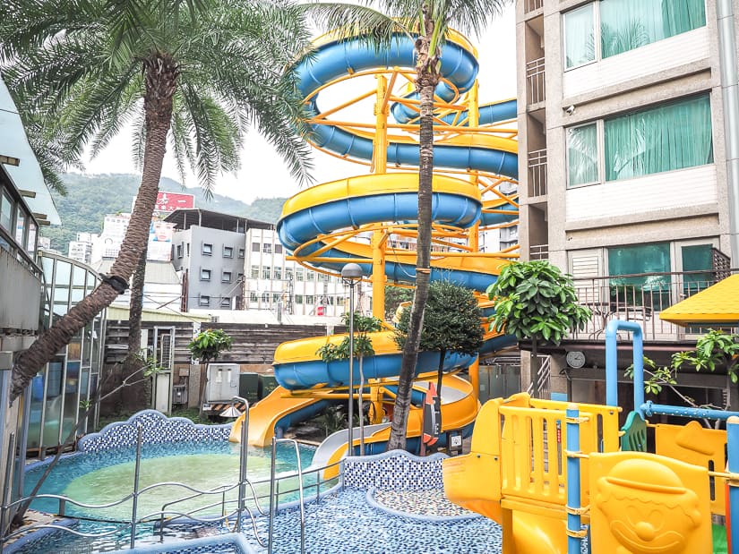 A hot water slide at Jiaoxi Art Spa Hotel, the best hot spring for kids in Yilan