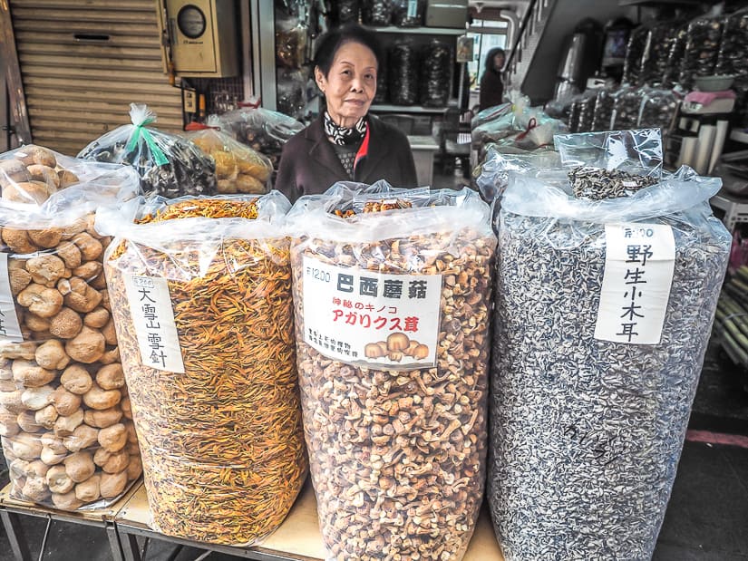 Mushroom shop on Wulai Old Street