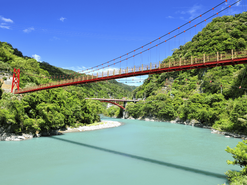 Wulai Suspension Bridge over Nanshi River