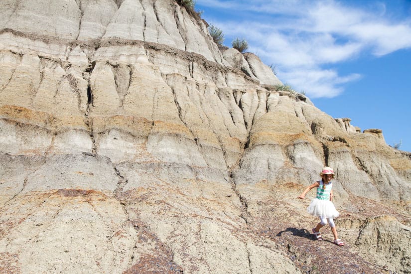 A young girl exploring Midland Provincial Park in Drumheller