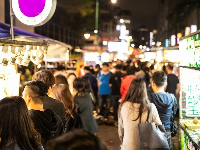 Crowds of people at Nanya Night Market in Banqiao, New Taipei
