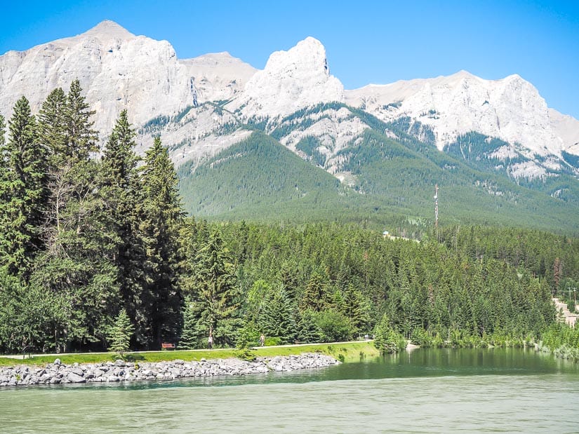 Bow River Loop Trail in Canmore, Kananaskis