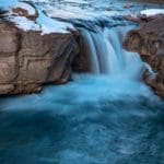 Easy waterfall hikes near Calgary