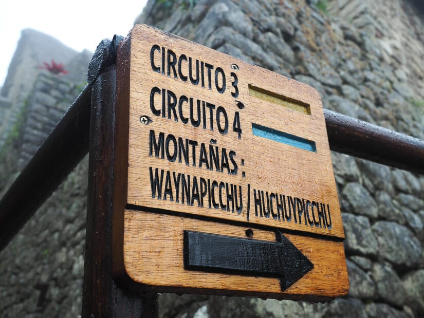A sign pointing to circuit 2 and circuit 3 at Machu Picchu