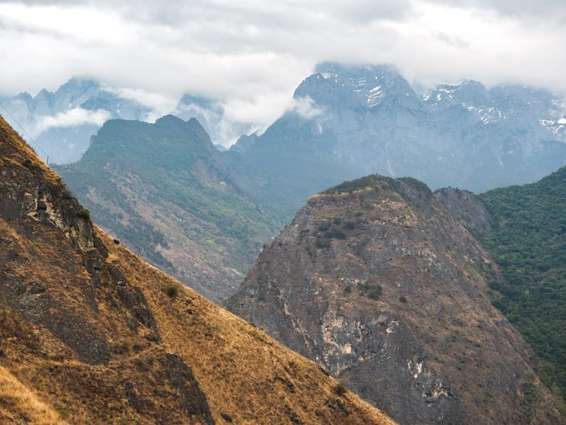 Mountain scenery in Tiger Leaping Gorge