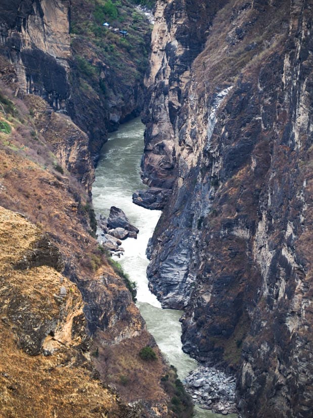 Close-up of super narrow section of Tiger Leaping Gorge