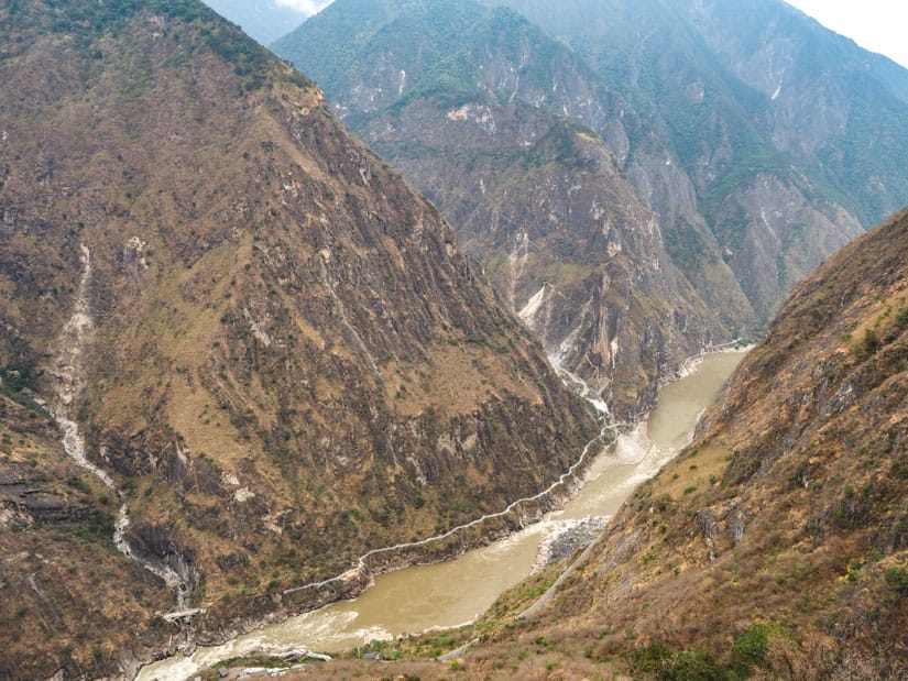 Expansive view of Tiger Leaping Gorge